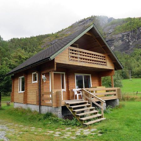 Austefjorden Kalvatn Turistsenter 빌라 외부 사진